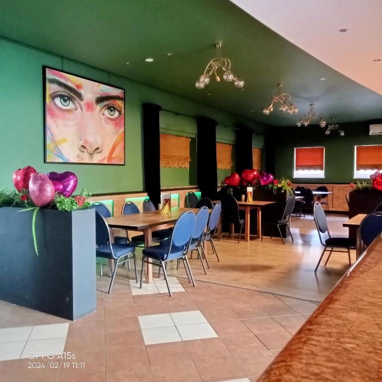 Restauracja Miodowa dining hall